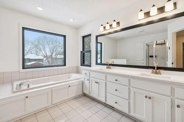 $749,900 | 13620 Georgia Drive, Apple Valley, MN 55124