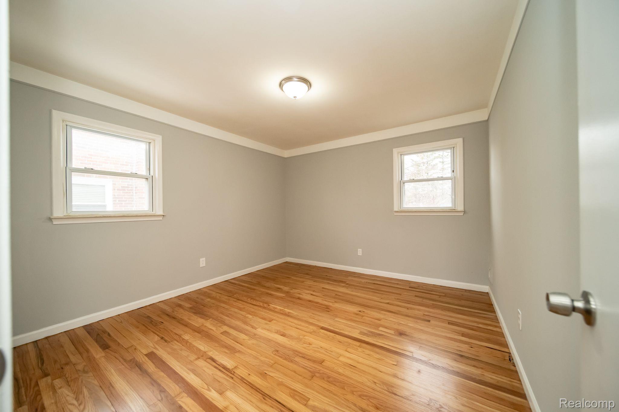 554 Longfellow Inkster, MI 48141 - Photo 33 of 45 Gallery Image 33