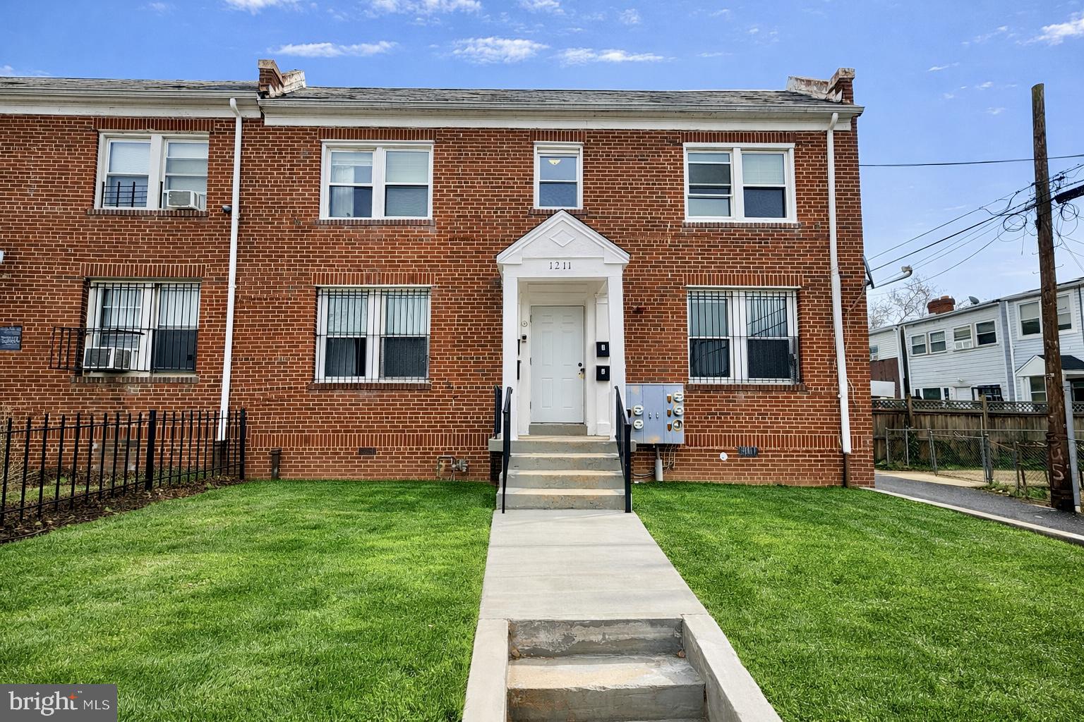 1211 18th Place Northeast Washington, DC 20002 - Photo 1 of 27