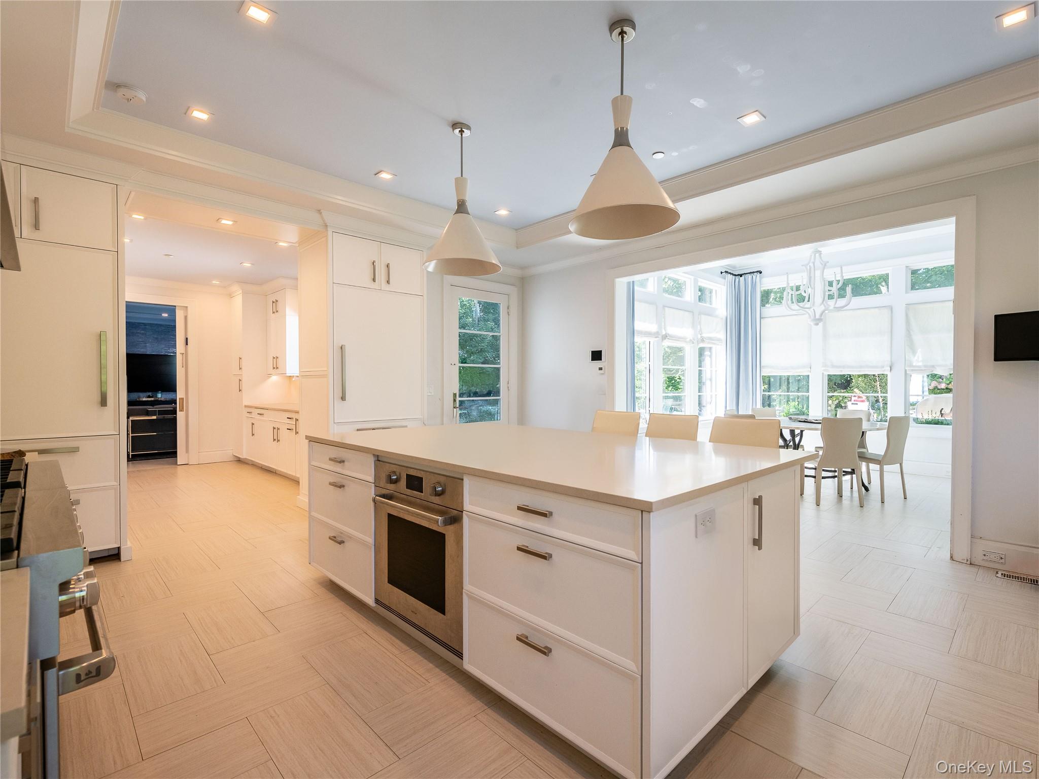 16 Ridge Drive East Great Neck, NY 11021 - Photo 12 of 50 Kitchen