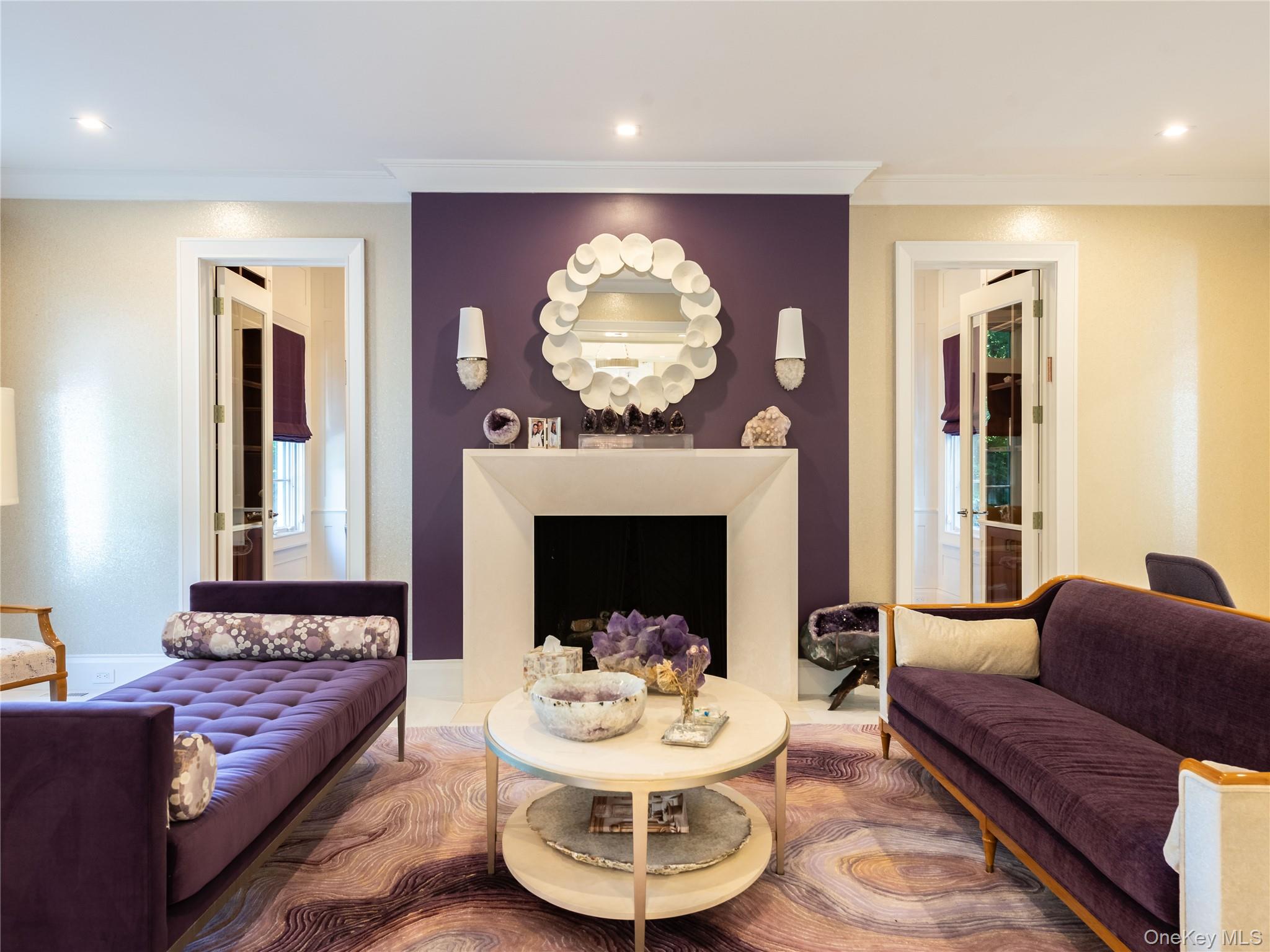 16 Ridge Drive East Great Neck, NY 11021 - Photo 15 of 50 Living room