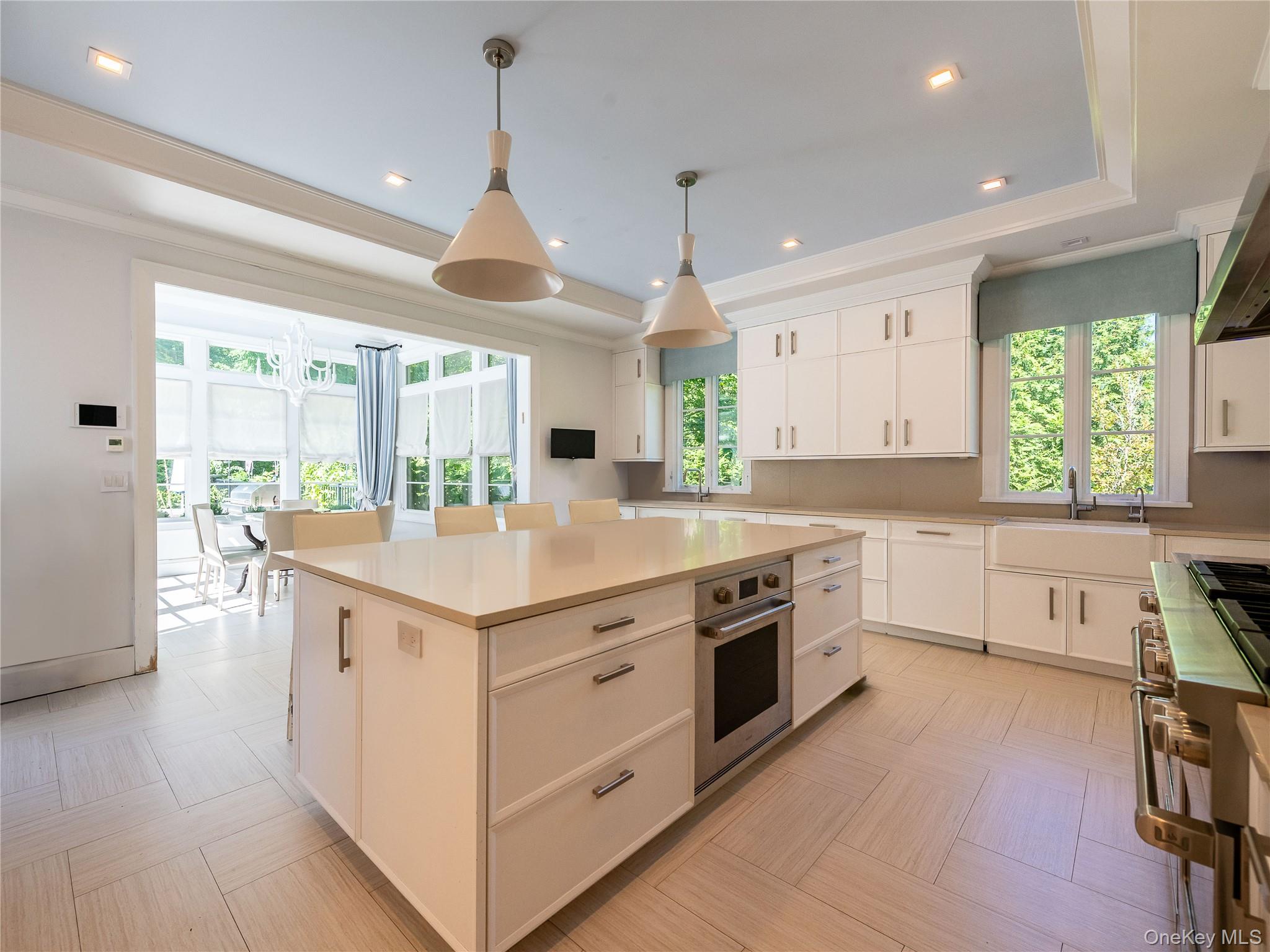 16 Ridge Drive East Great Neck, NY 11021 - Photo 9 of 50 Kitchen
