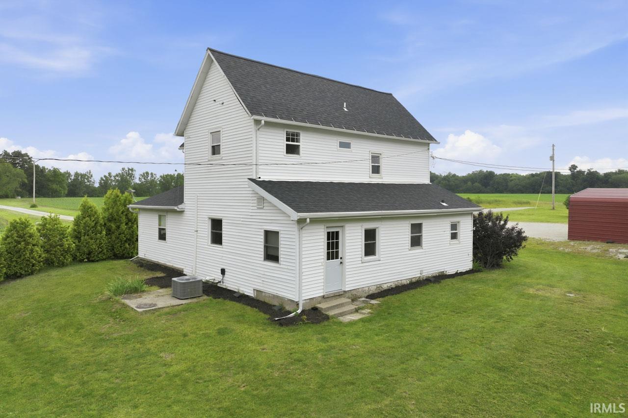 1725 West St Road Boswell, IN 47921 - Photo 4 of 48