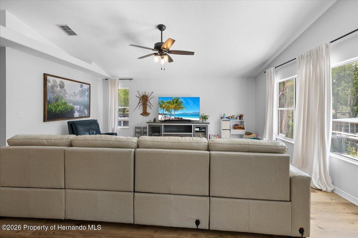7264 Aberdeen Court Weeki Wachee, FL 34607 - Photo 12 of 56