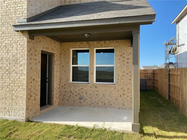 $2,550 | 670 Pepperbark Loop, Buda, TX 78610