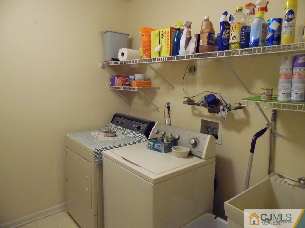 67 A Winthrop Road Monroe Township, NJ 08831 - Photo 13 of 22 Gallery Image 13