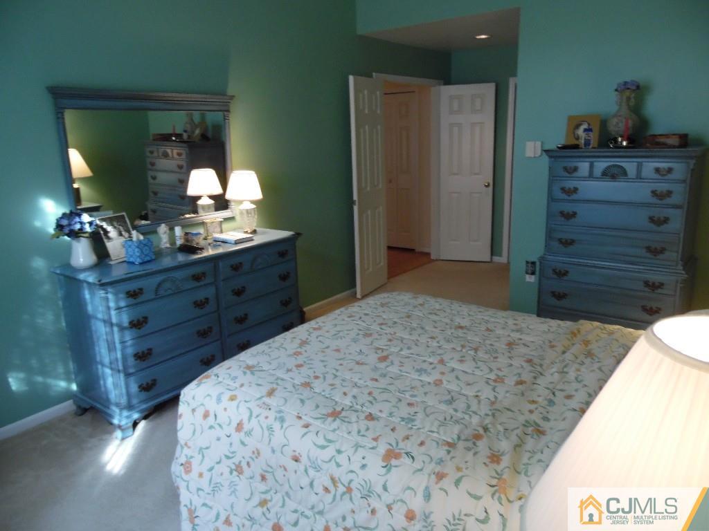 67 A Winthrop Road Monroe Township, NJ 08831 - Photo 17 of 22 Gallery Image 17