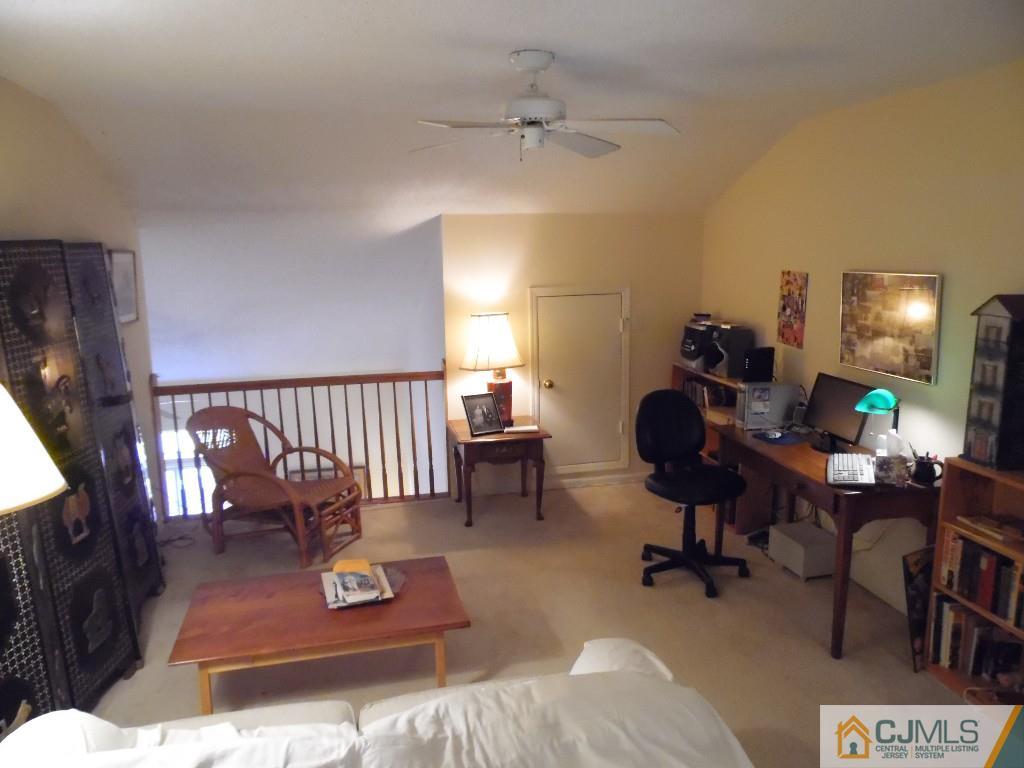 67 A Winthrop Road Monroe Township, NJ 08831 - Photo 10 of 22 Gallery Image 10