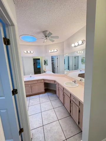 $2,200 | 3562 Killarney Plaza Drive, Tallahassee, FL 32309