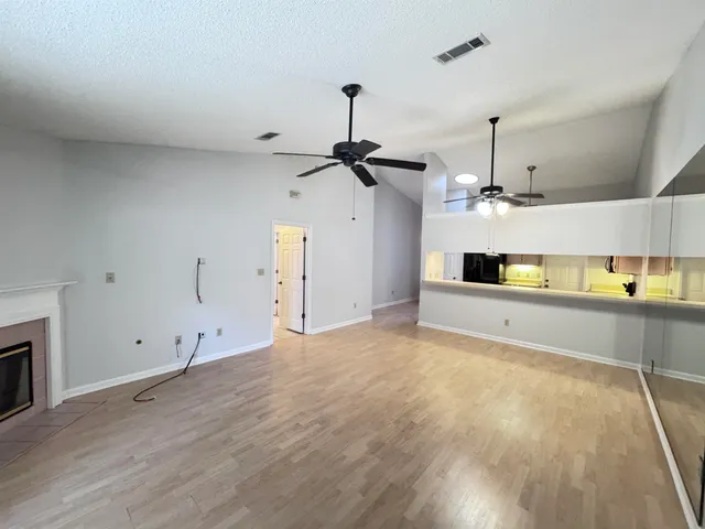 $2,200 | 3562 Killarney Plaza Drive, Tallahassee, FL 32309