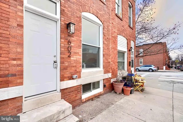 $3,400 | 602 South Streeper Street, Baltimore, MD 21224
