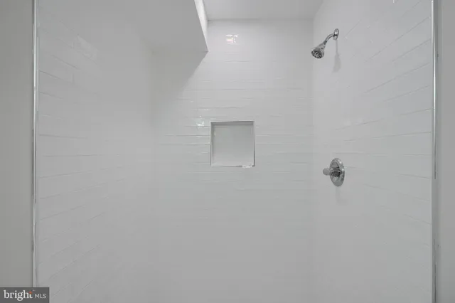 $3,400 | 602 South Streeper Street, Baltimore, MD 21224