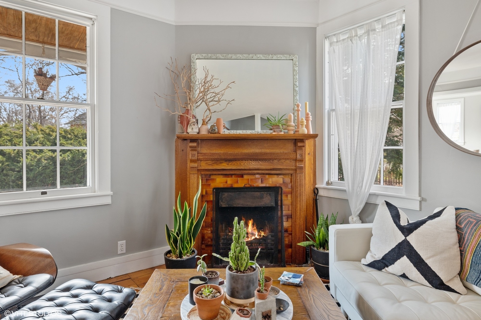 2404 Ridge Avenue Evanston, IL 60201 - Photo 13 of 24 a living room with furniture and a fireplace