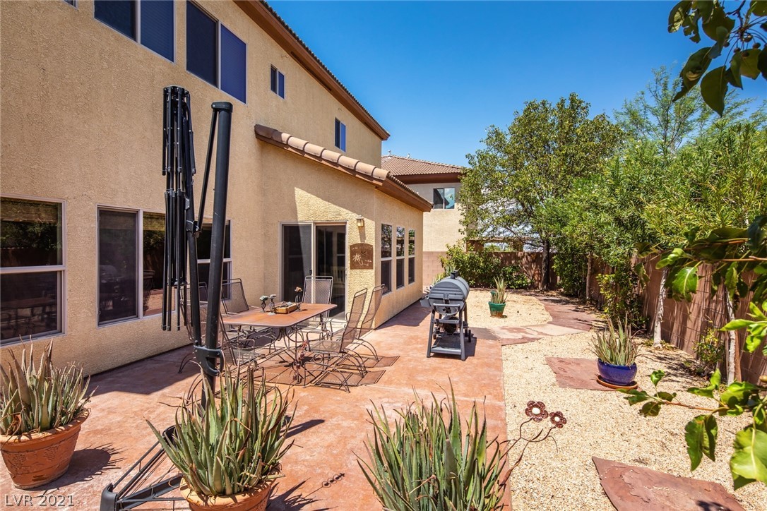 186 Rising Mesa Court Henderson, NV 89012 - Photo 33 of 35
