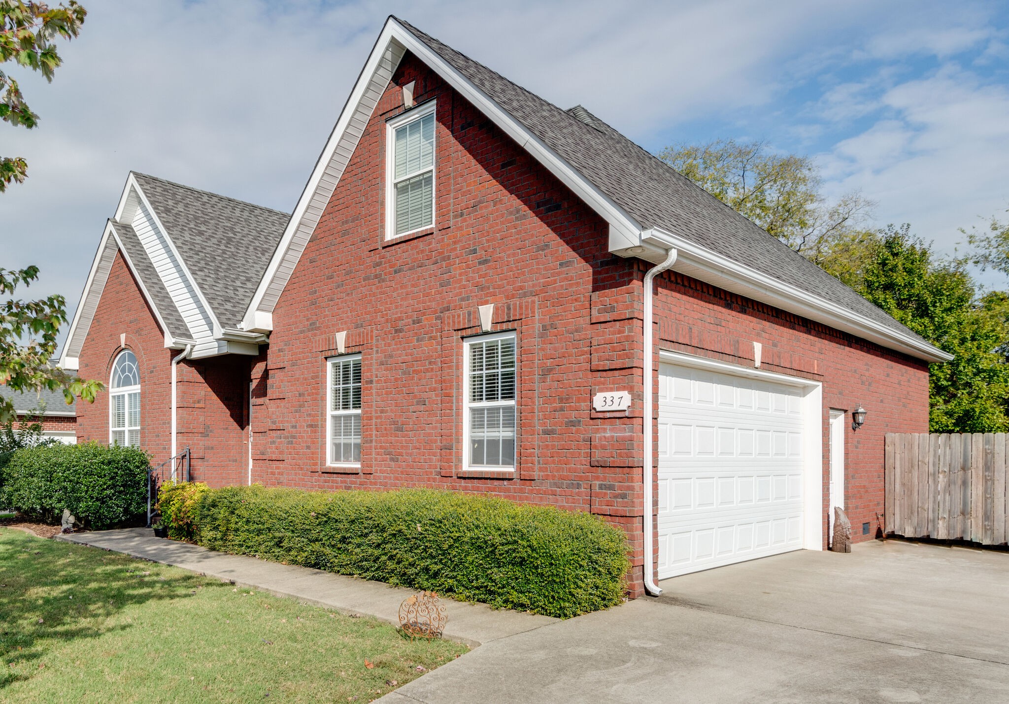 337 Conquest Road Murfreesboro, TN 37128 - Photo 3 of 23 Gallery Image 3