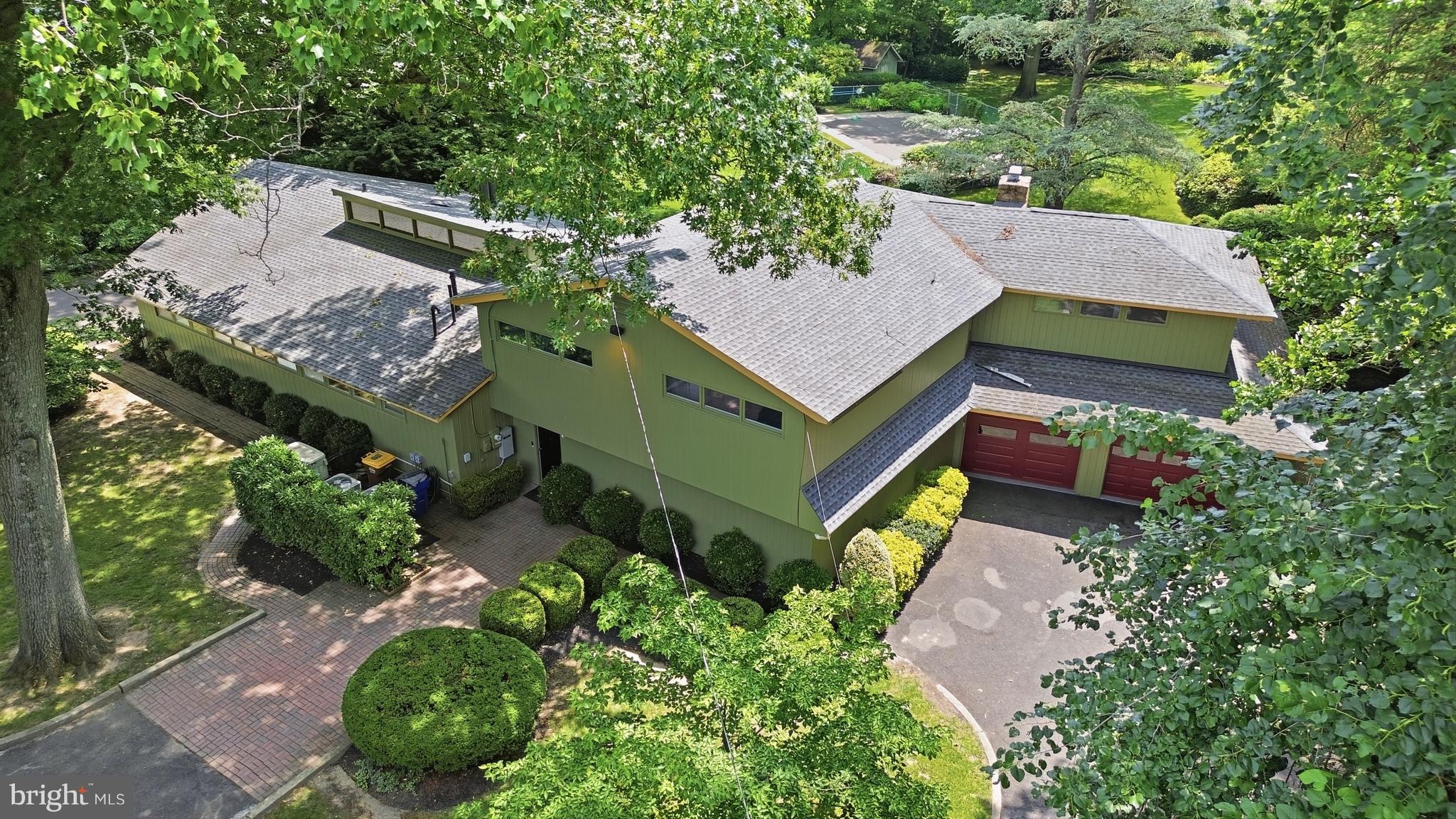775 River Road Yardley, PA 19067 - Photo 2 of 75 A mid-century modern masterpiece built in 1955