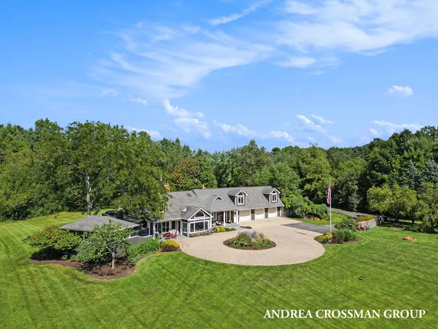 $1,150,000 | 8955 Braden Road, Haslett, MI 48840