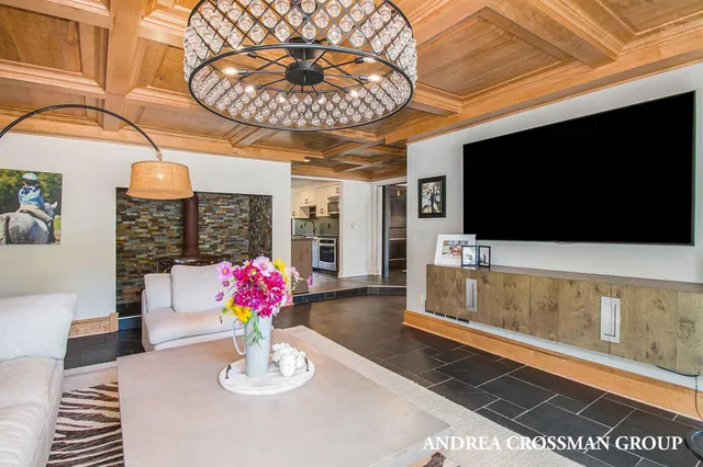 $1,150,000 | 8955 Braden Road, Haslett, MI 48840