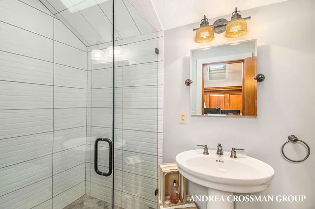 $1,150,000 | 8955 Braden Road, Haslett, MI 48840