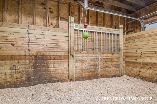 $1,150,000 | 8955 Braden Road, Haslett, MI 48840