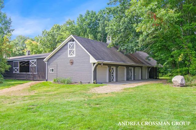 $1,150,000 | 8955 Braden Road, Haslett, MI 48840