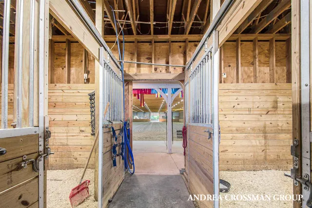 $1,150,000 | 8955 Braden Road, Haslett, MI 48840