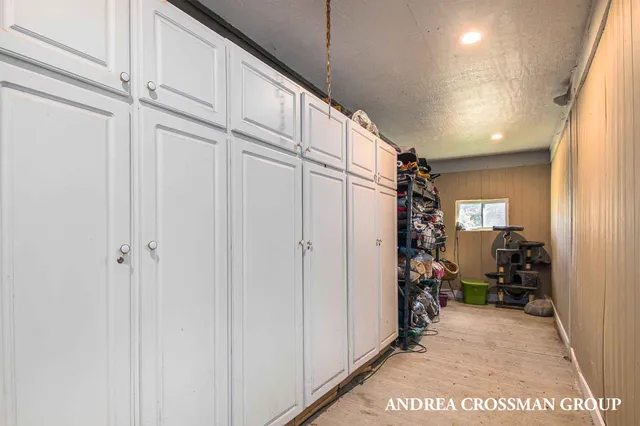 $1,150,000 | 8955 Braden Road, Haslett, MI 48840