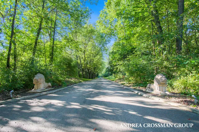 $1,150,000 | 8955 Braden Road, Haslett, MI 48840