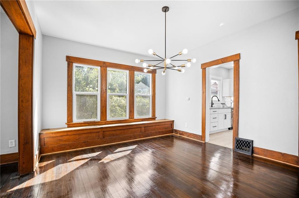 714 Vine Street Chillicothe, MO 64601 - Photo 5 of 34