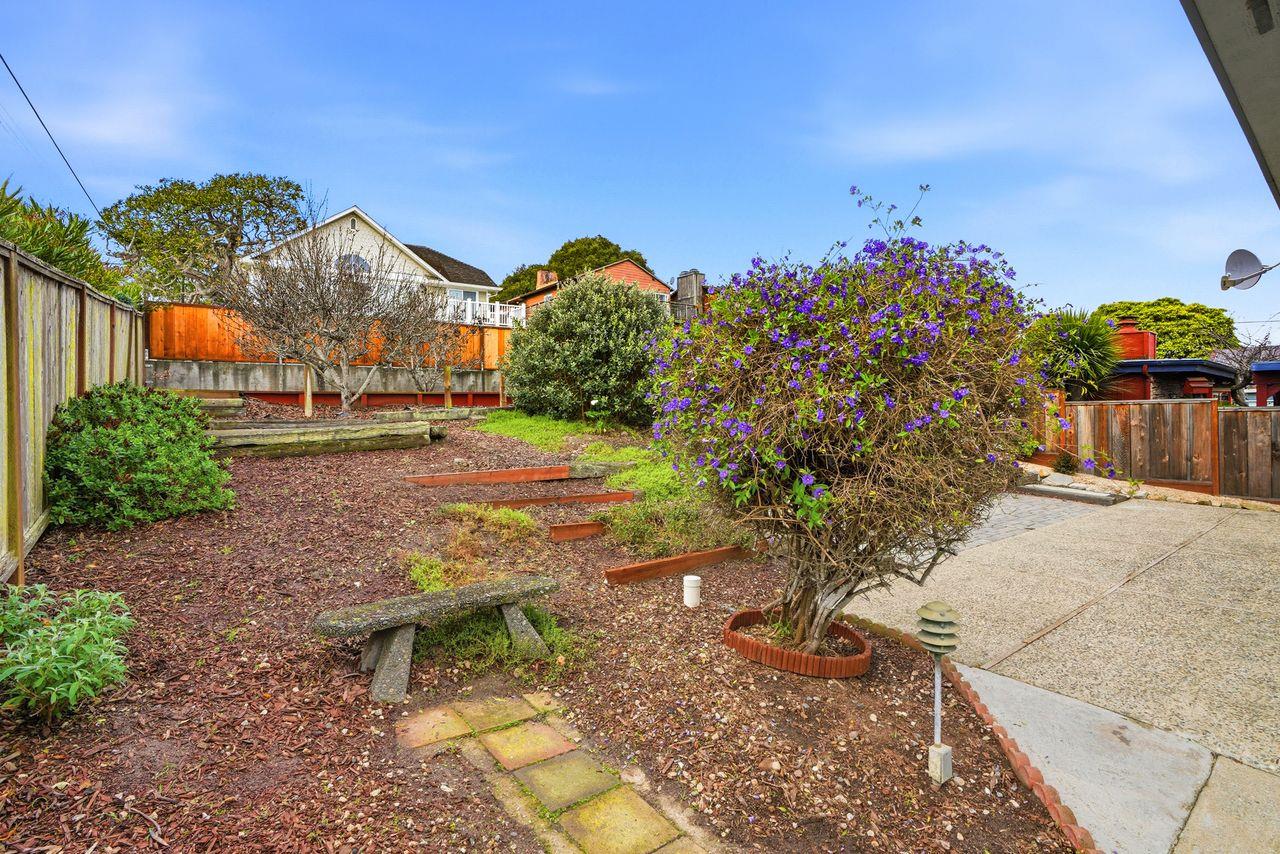 701 Archer Street Monterey, CA 93940 - Photo 24 of 39 a view of a pathway with a yard