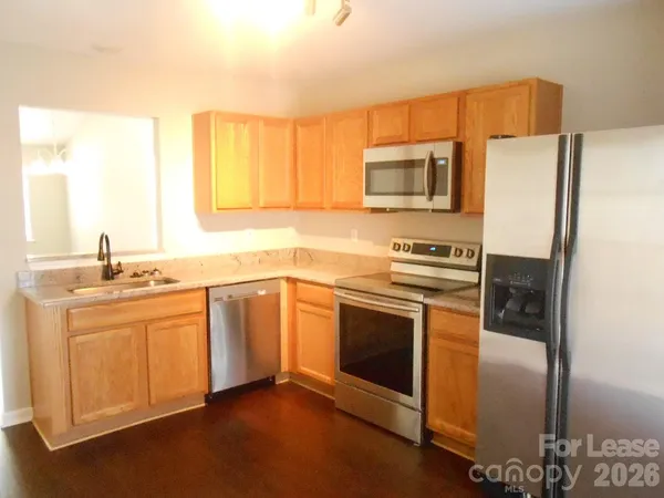 $1,600 | 5325 Harris Cove Drive, Charlotte, NC 28269
