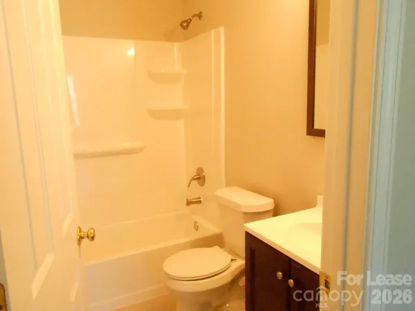 $1,600 | 5325 Harris Cove Drive, Charlotte, NC 28269