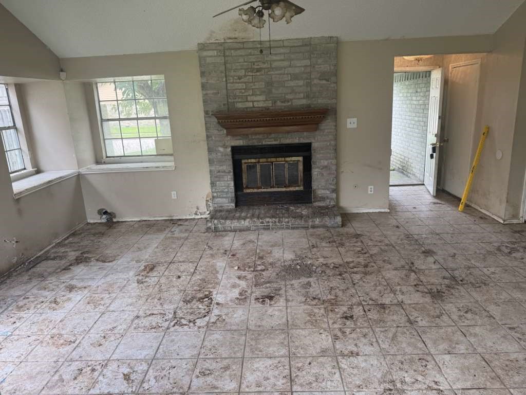 23827 Red Sky Drive Spring, TX 77373 - Photo 7 of 8 an empty room with windows