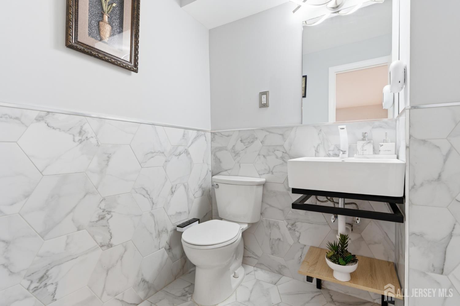6 Whitewood Road Edison, NJ 08820 - Photo 12 of 37