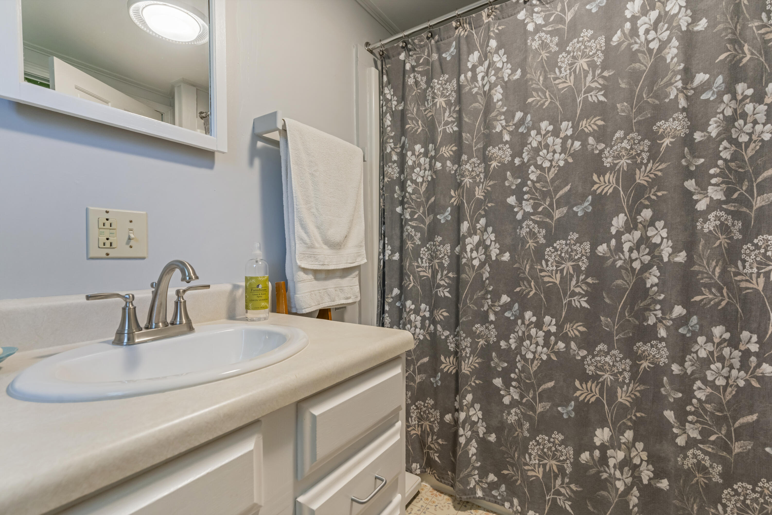 82 Stanley Road Springvale, ME 04083 - Photo 11 of 29 _DSC0588