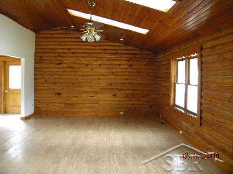 4363 Washburn Road Vassar, MI 48768 - Photo 4 of 9 20354424-3.JPG