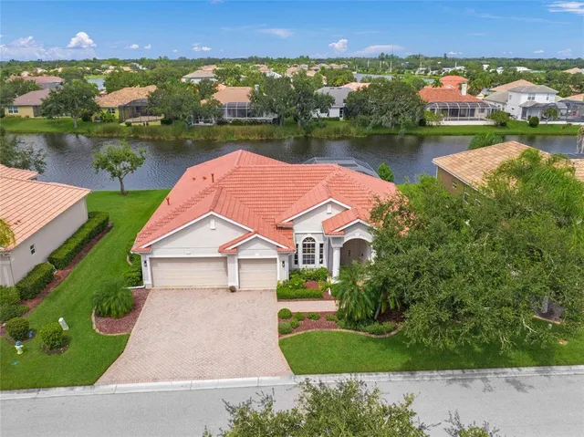 $575,000 | 2748 Harvest Drive, Sarasota, FL 34240