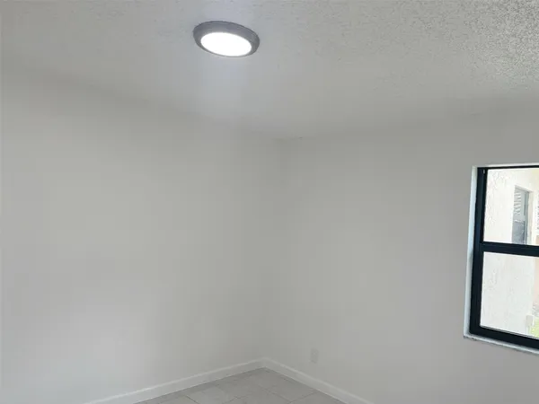 $2,300 | 4104 Northwest 114th Avenue, Coral Springs, FL 33065