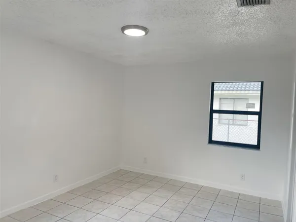 $2,300 | 4104 Northwest 114th Avenue, Coral Springs, FL 33065