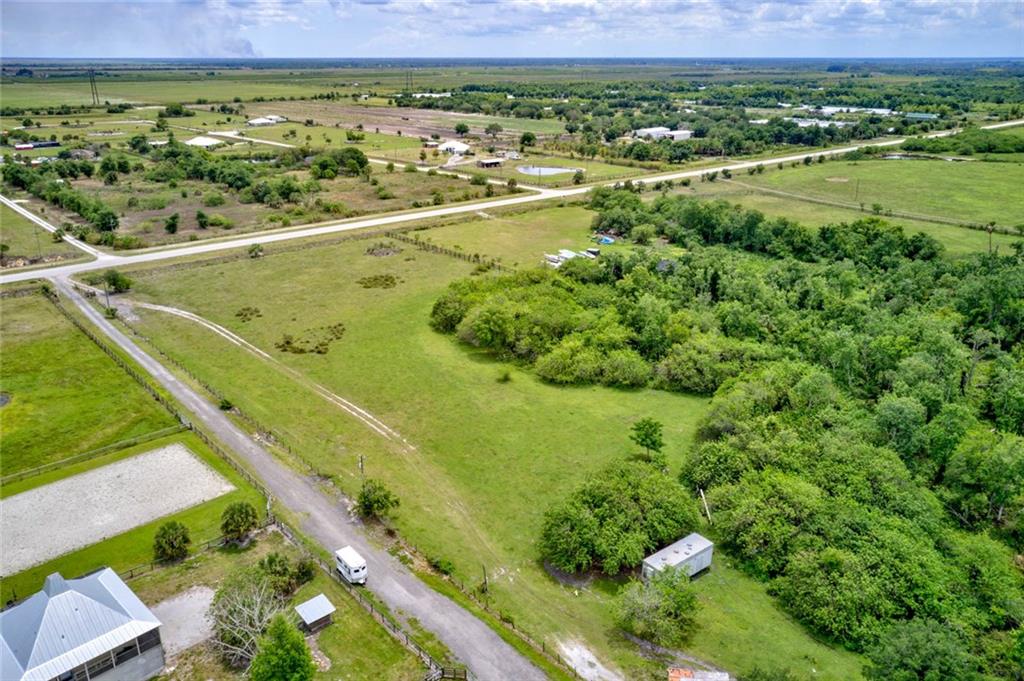 11350 Southwest Fox Brown Road Indiantown, FL 34956 - Photo 2 of 11 Gallery Image 2