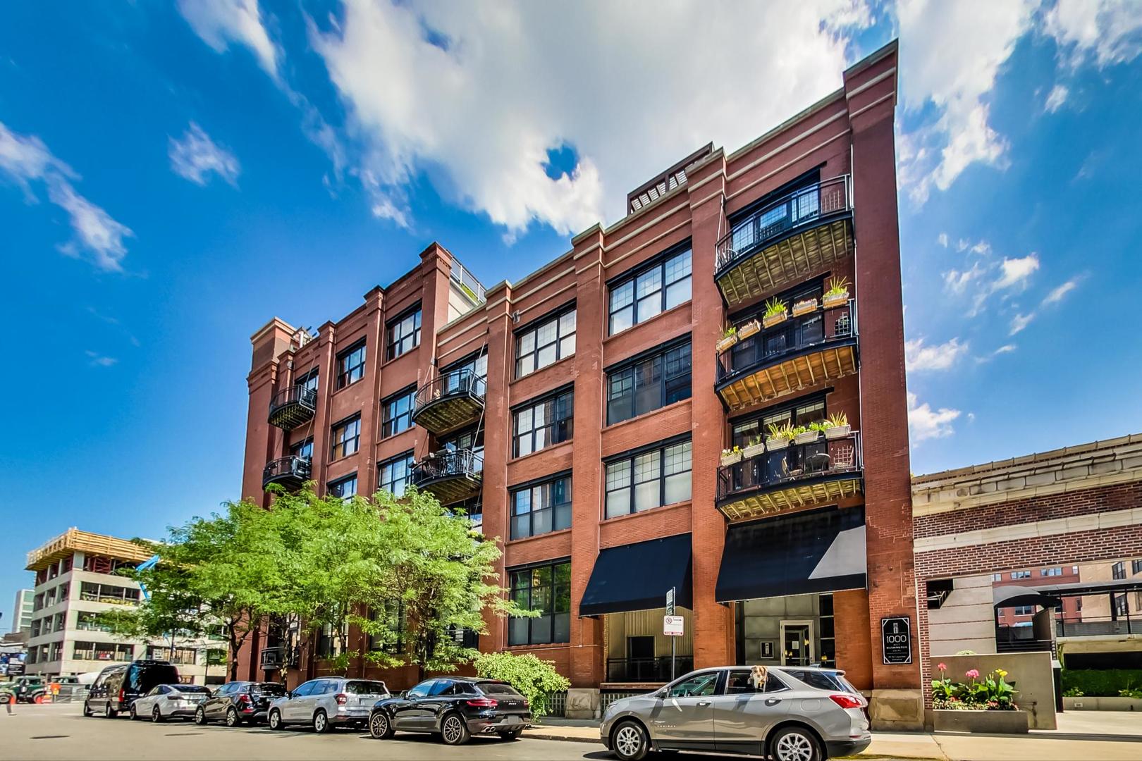 1000 West Washington Boulevard, Unit 130 Chicago, IL 60607 - Photo 2 of 47 a building view