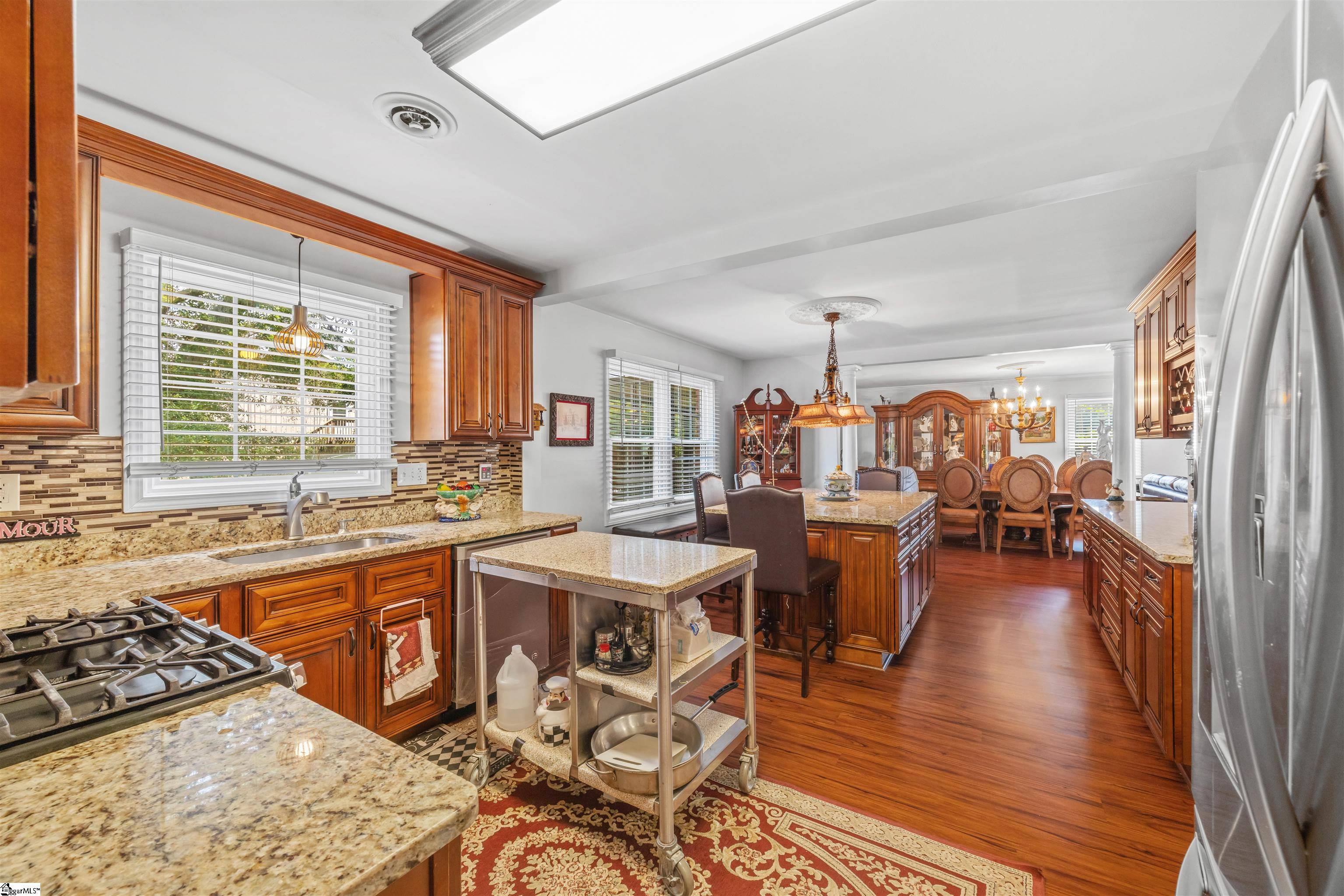 408 Putman Road Fountain Inn, SC 29644 - Photo 11 of 40