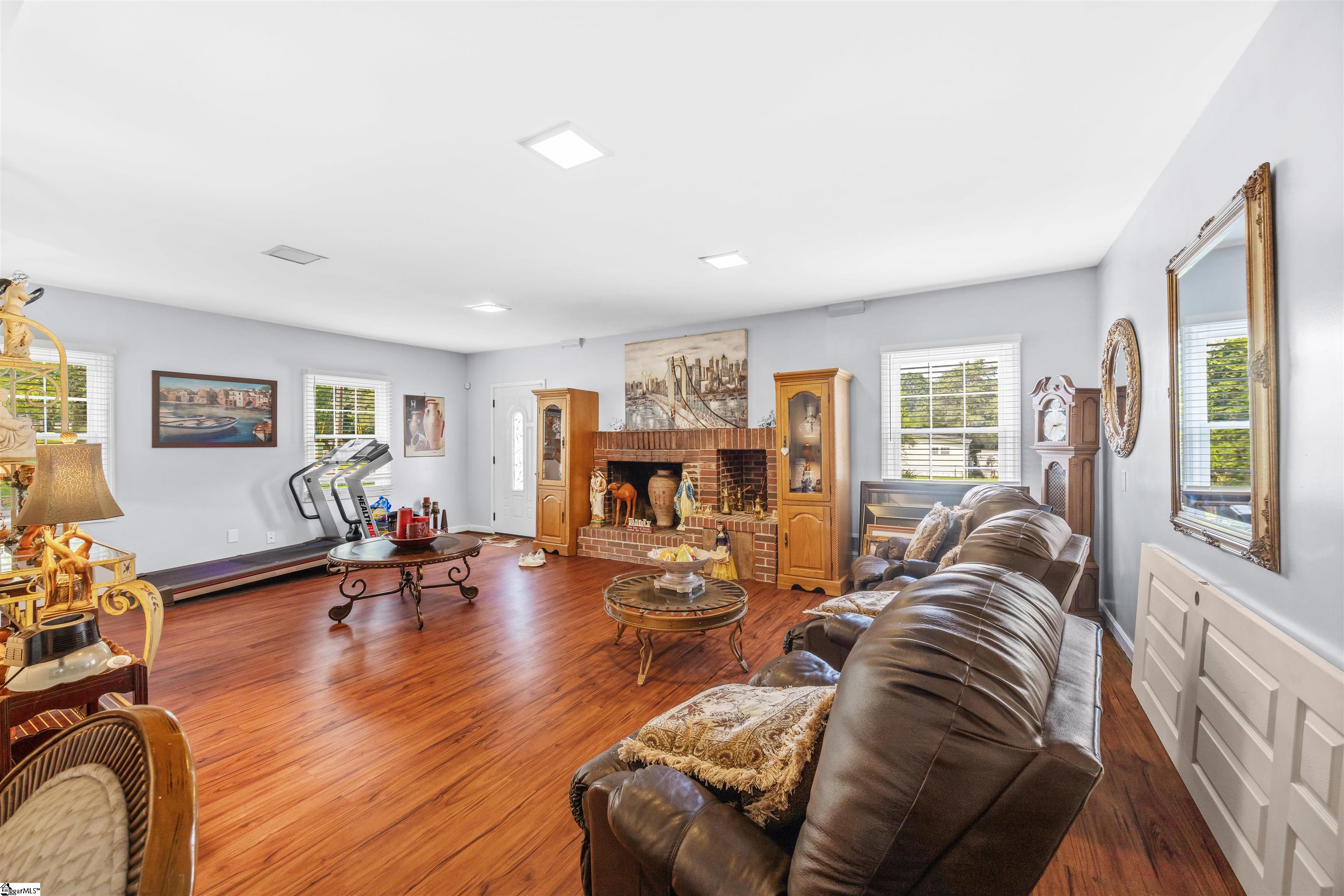 408 Putman Road Fountain Inn, SC 29644 - Photo 12 of 40