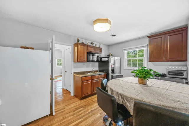 $625,000 | 408 Putman Road, Fountain Inn, SC 29644