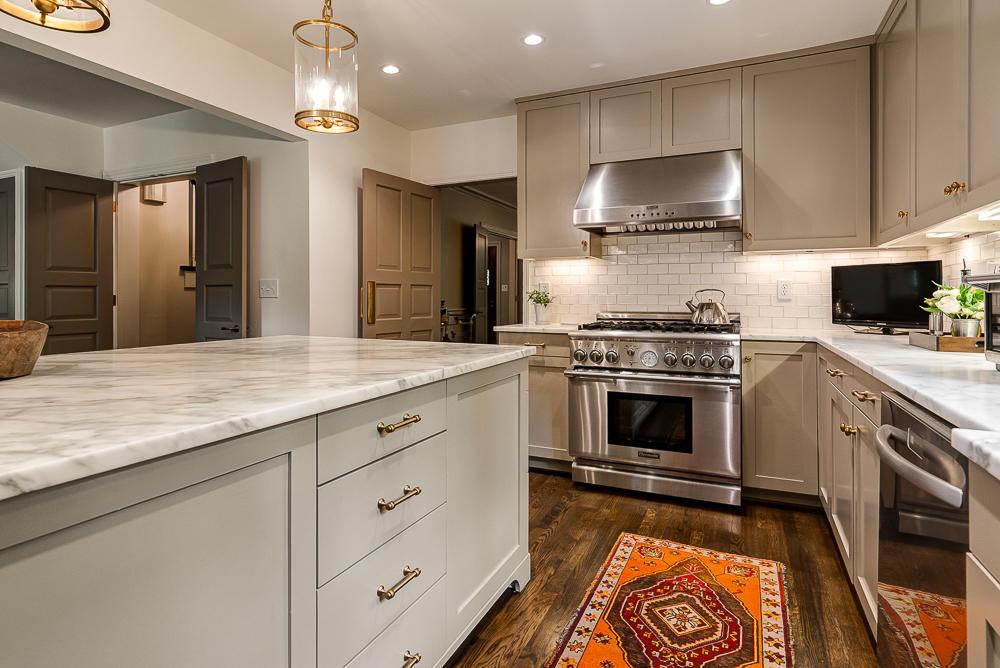 102 Ashbourne Road Columbus, OH 43209 - Photo 15 of 56