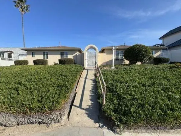 $2,795 | 5062.5 Santa Monica Avenue, Unit 5062 5, San Diego, CA 92107