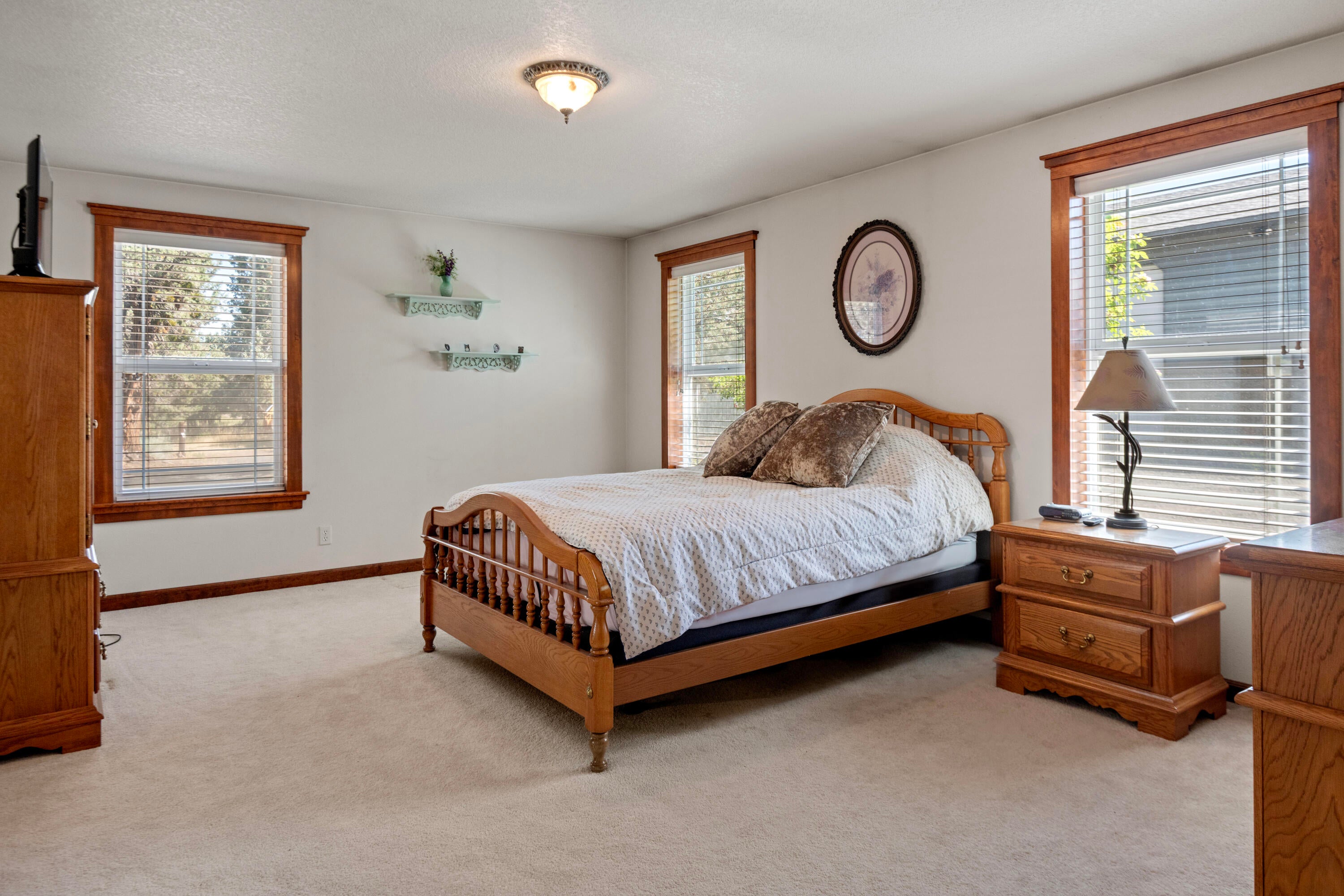 63610 Deschutes Market Road Bend, OR 97701 - Photo 12 of 26 15