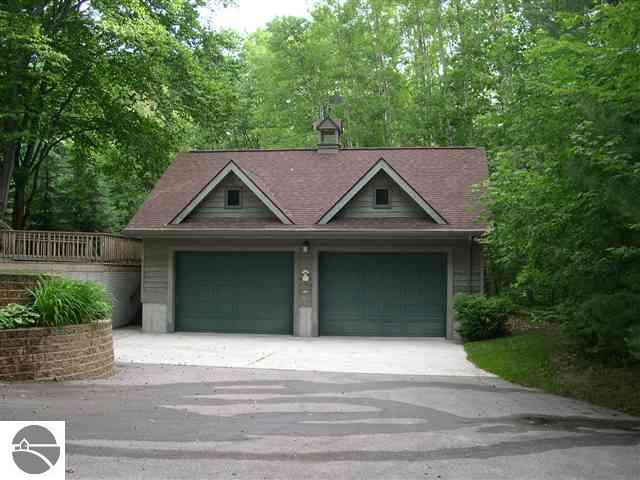 6758 Fishing Site Road Traverse City, MI 49685 - Photo 4 of 15 1698586-3.JPG