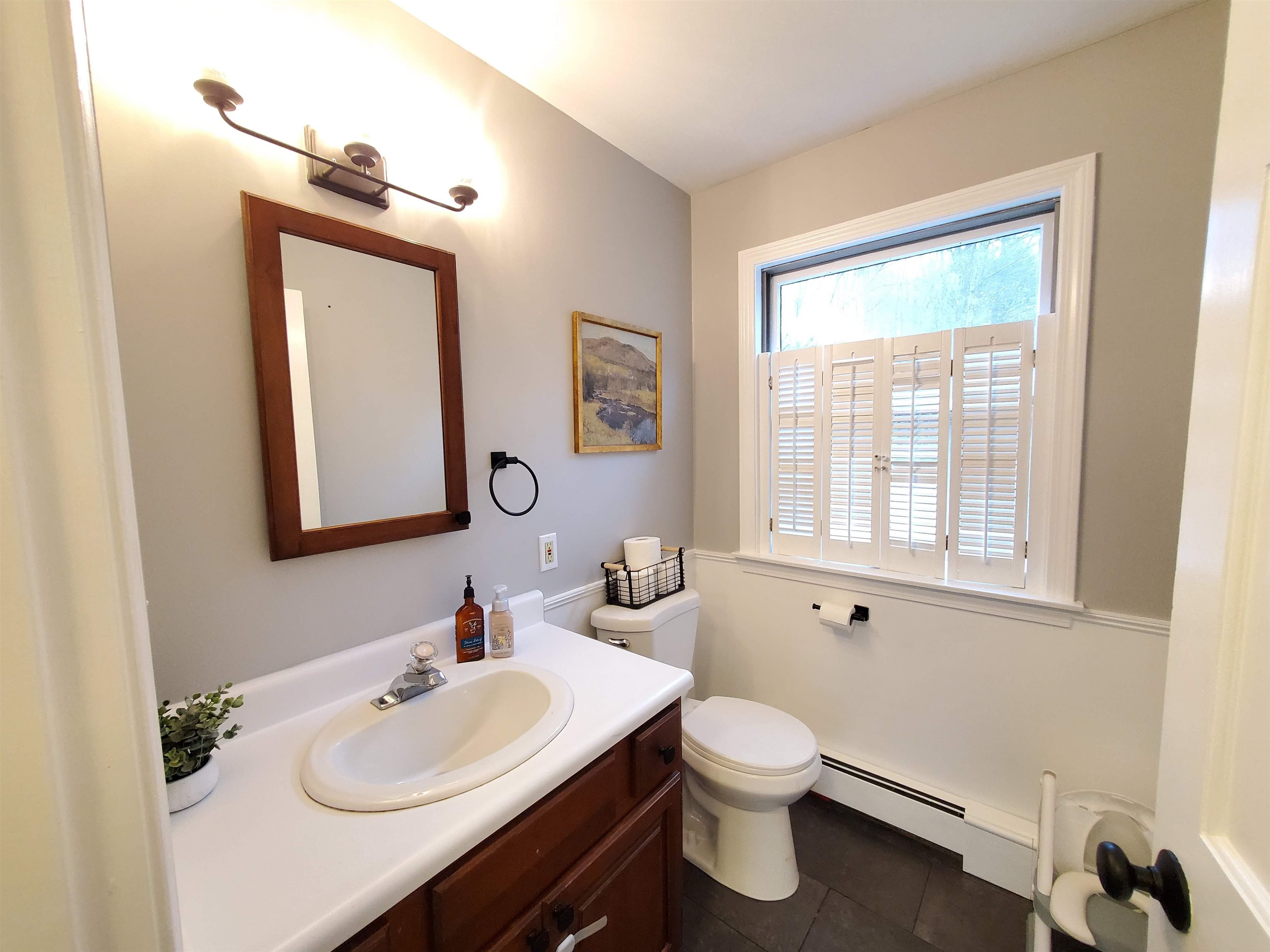 463 Meriden Road Lebanon, NH 03766 - Photo 8 of 40 Gallery Image 8