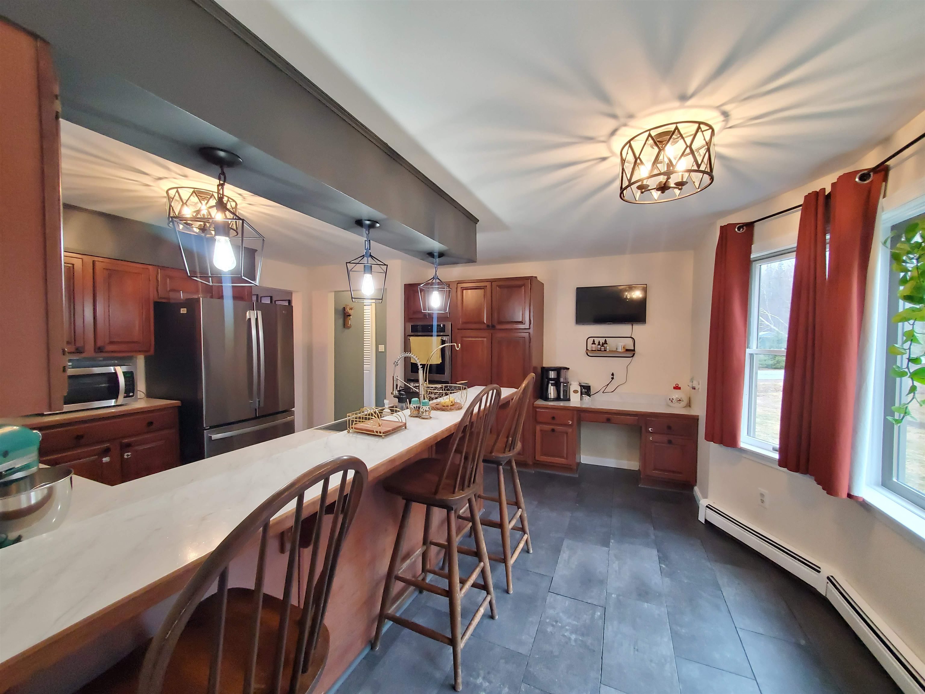 463 Meriden Road Lebanon, NH 03766 - Photo 10 of 40 Gallery Image 10
